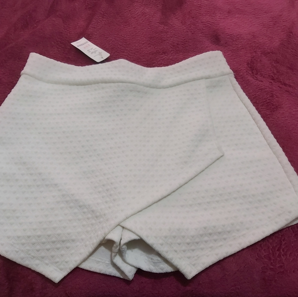Women skort